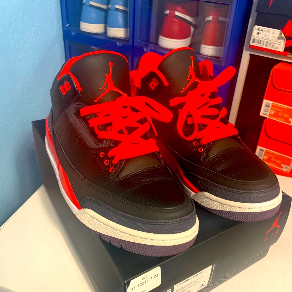 Air Jordan 3 Crimsons